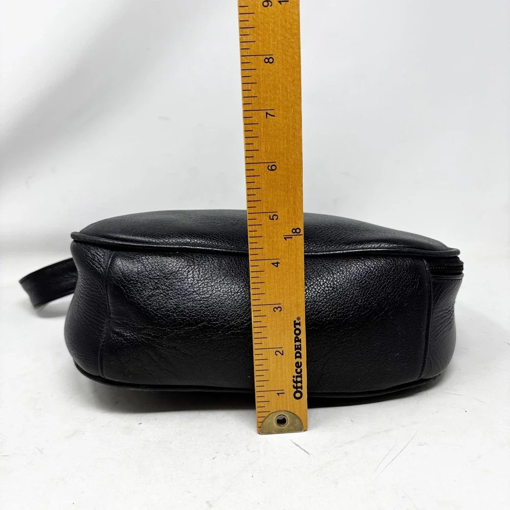 Coronado Leather Black Pebbled Leather Shoulder‎ Bag Silver Hardware Vintage
